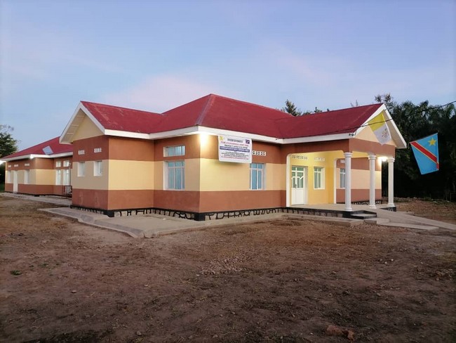Tanganyika: remise du Bloc opératoire à la Polyclinique Notre Dame de Miséricorde