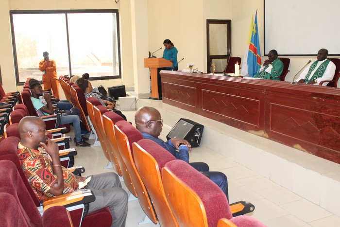 fonds-de-sol-messe-28c