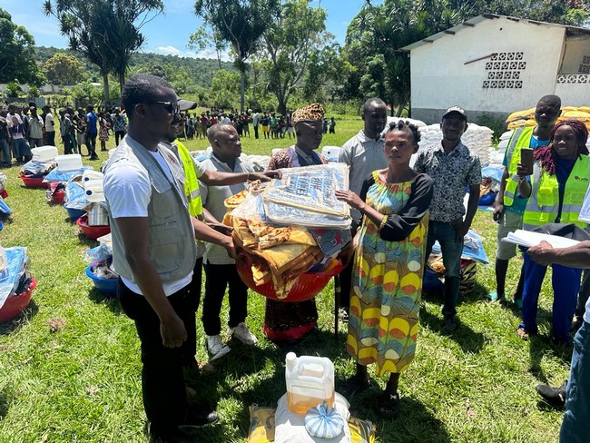 Kansisi_remise_aide-dee