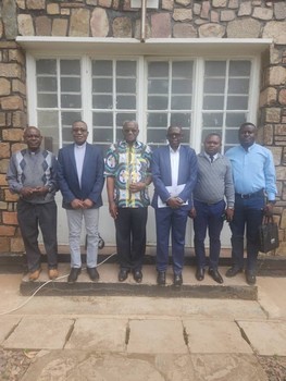 Kolwezi Mgr Richard et le SE 22