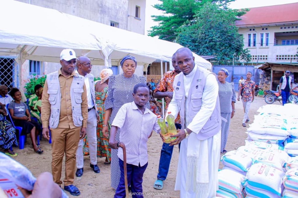 Kindu distribution aide aux victimes des inondations