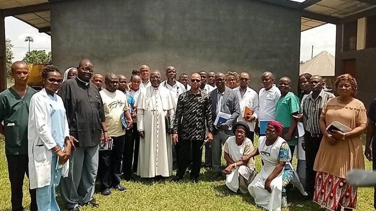 Kisangani_Mgr Utmebi apaise cliamt à HGR de Kabondo