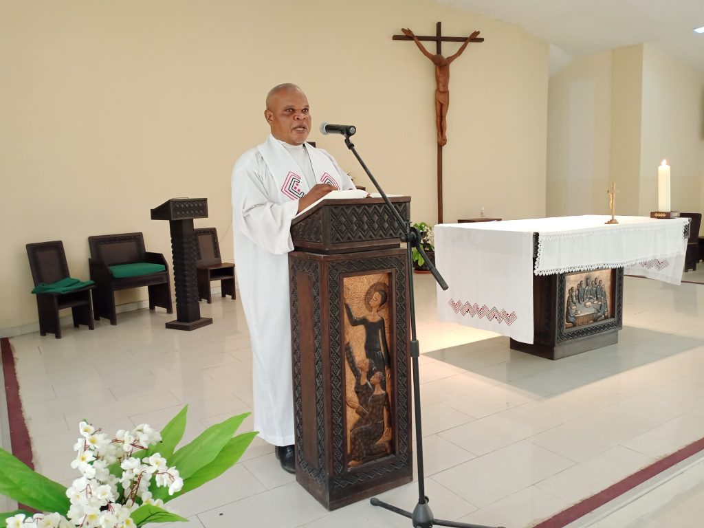 Aumonier-Vincent-0ec