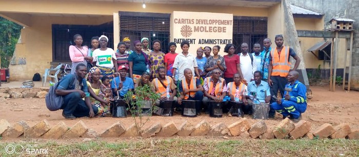 Molegbe-Foyer-amlior_Famille-20c