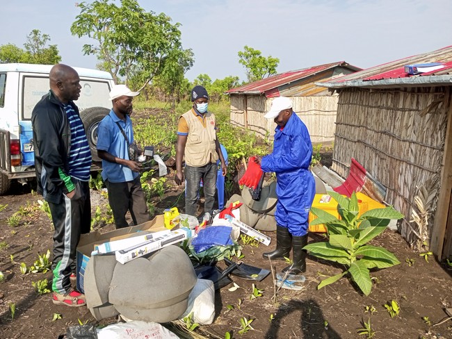 Des vachers dotés en outils de travail 