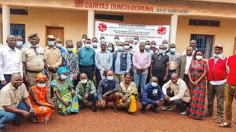 EBOLA DUNGU
